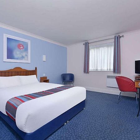 Travelodge Plymouth Roborough الغرفة الصورة